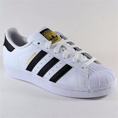 precio de las zapatillas adidas daniel